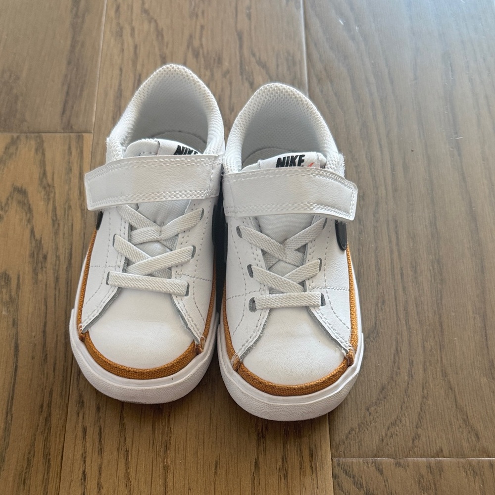 Nike Kids White and Tan Sneakers